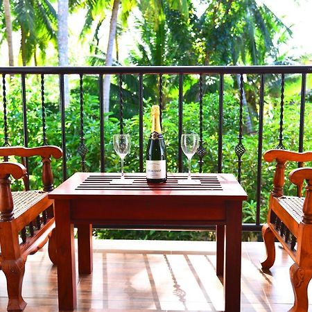 Little Villa Hotel Wadduwa Exterior photo